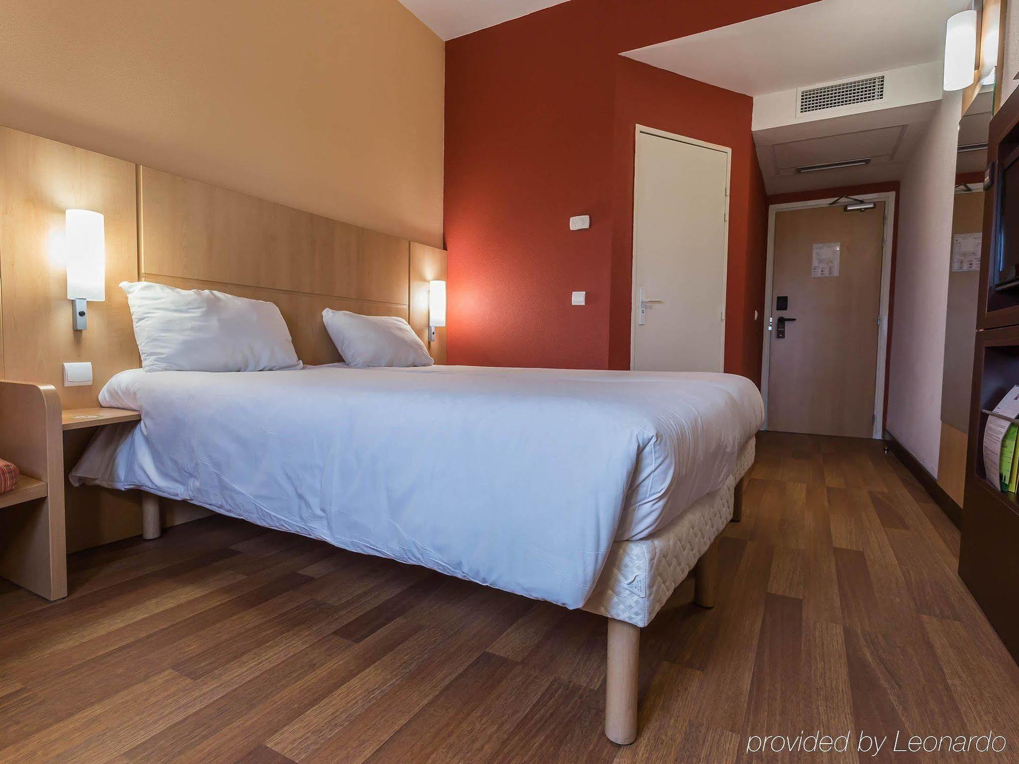 Ibis Oran Les Falaises Eksteriør bilde