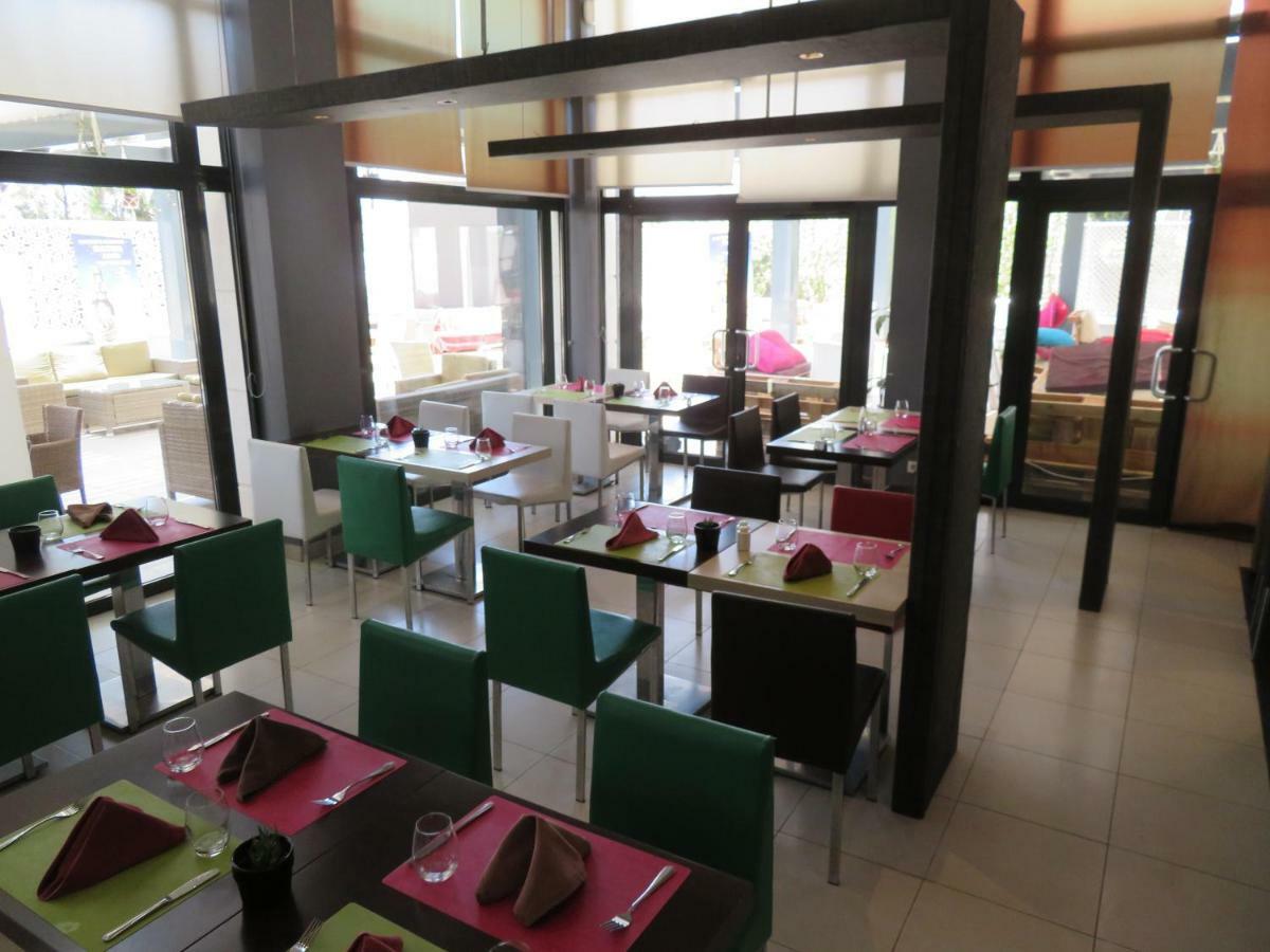 Ibis Oran Les Falaises Eksteriør bilde